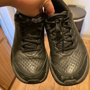 Hokas non slip work shoes 8.5 women